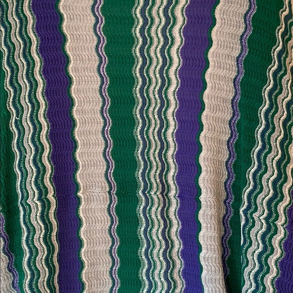 BCBG OVERSIZED M/L STRIPED SHRUG - Picture 4 of 5